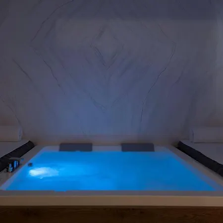 Apartamento Wellness Con Jacuzzi Per 2 Persone